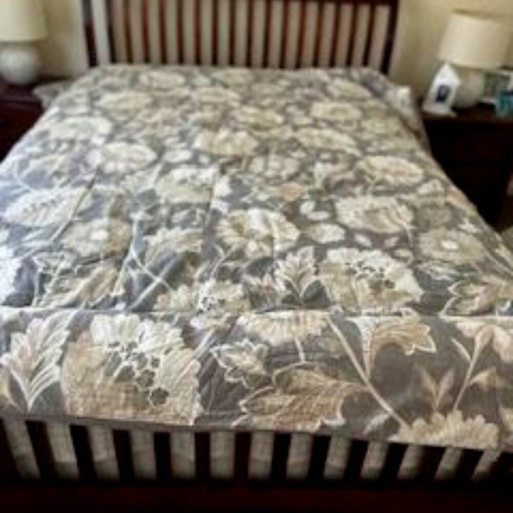 Comforter and Quilt set